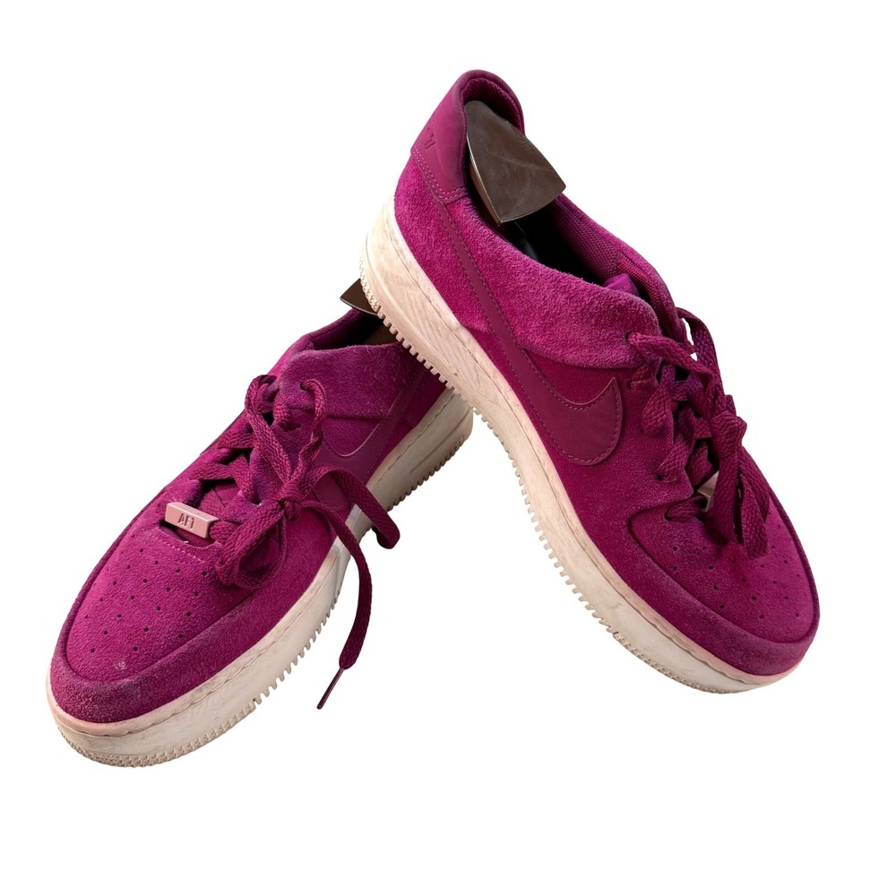 Nike Air Force 1 Sage Low Suede Platform Sneakers Womens Size 9 True Berry